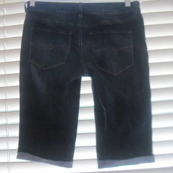 NWT NEW YORK & COMPANY Bermuda Shorts Size 2 - Picture 4 of 6